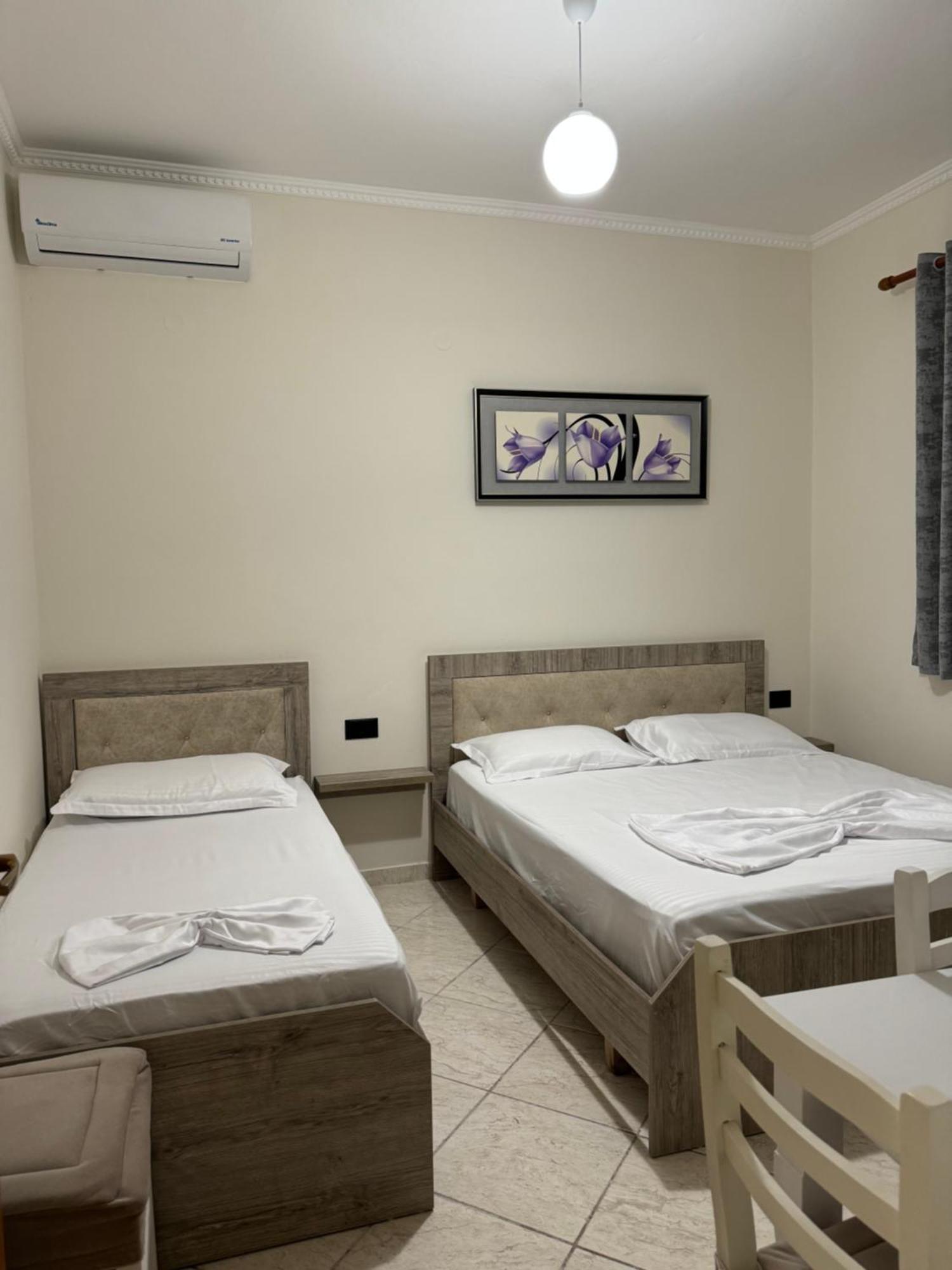 Vila Eljus Durres Bagian luar foto