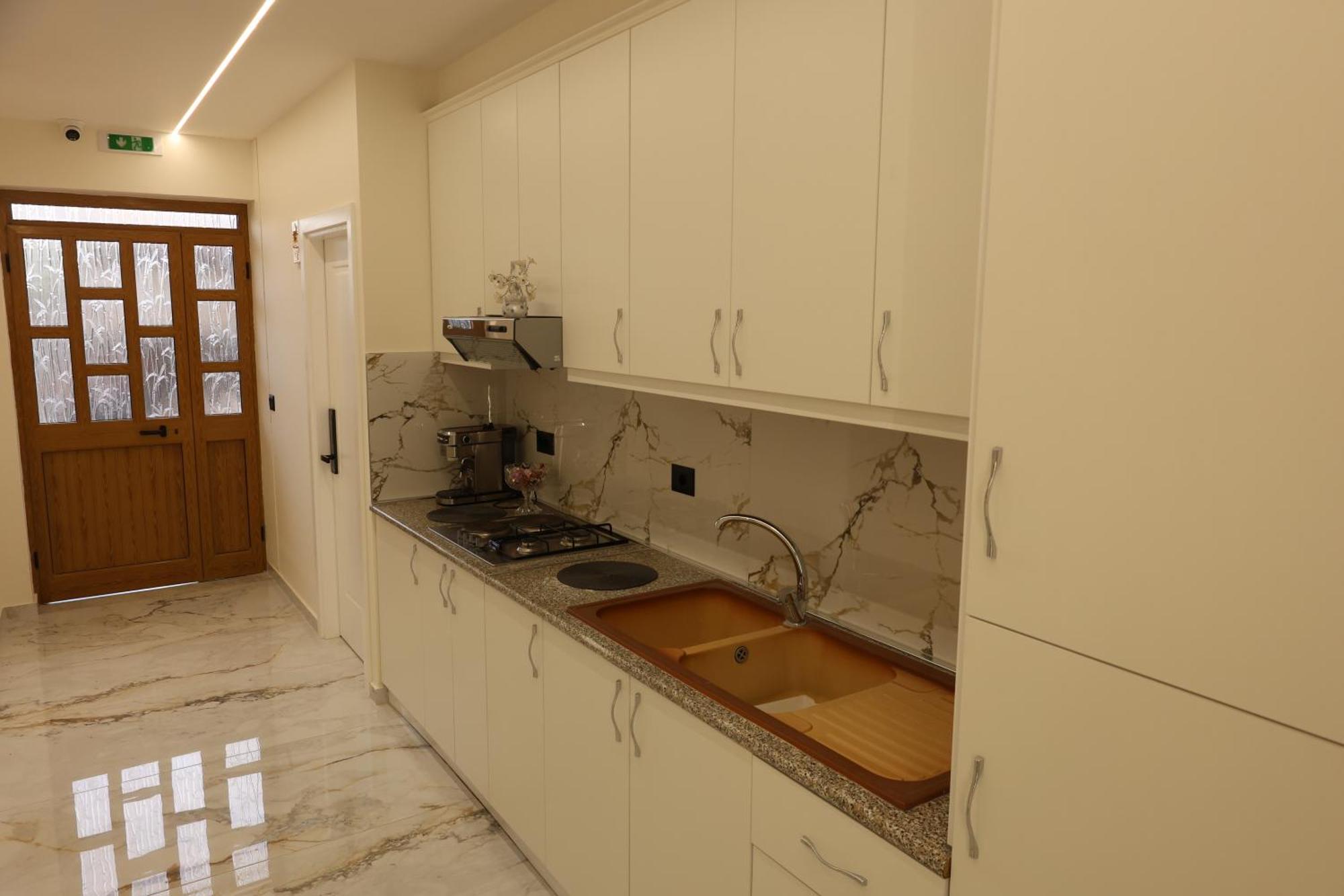 Vila Eljus Durres Bagian luar foto