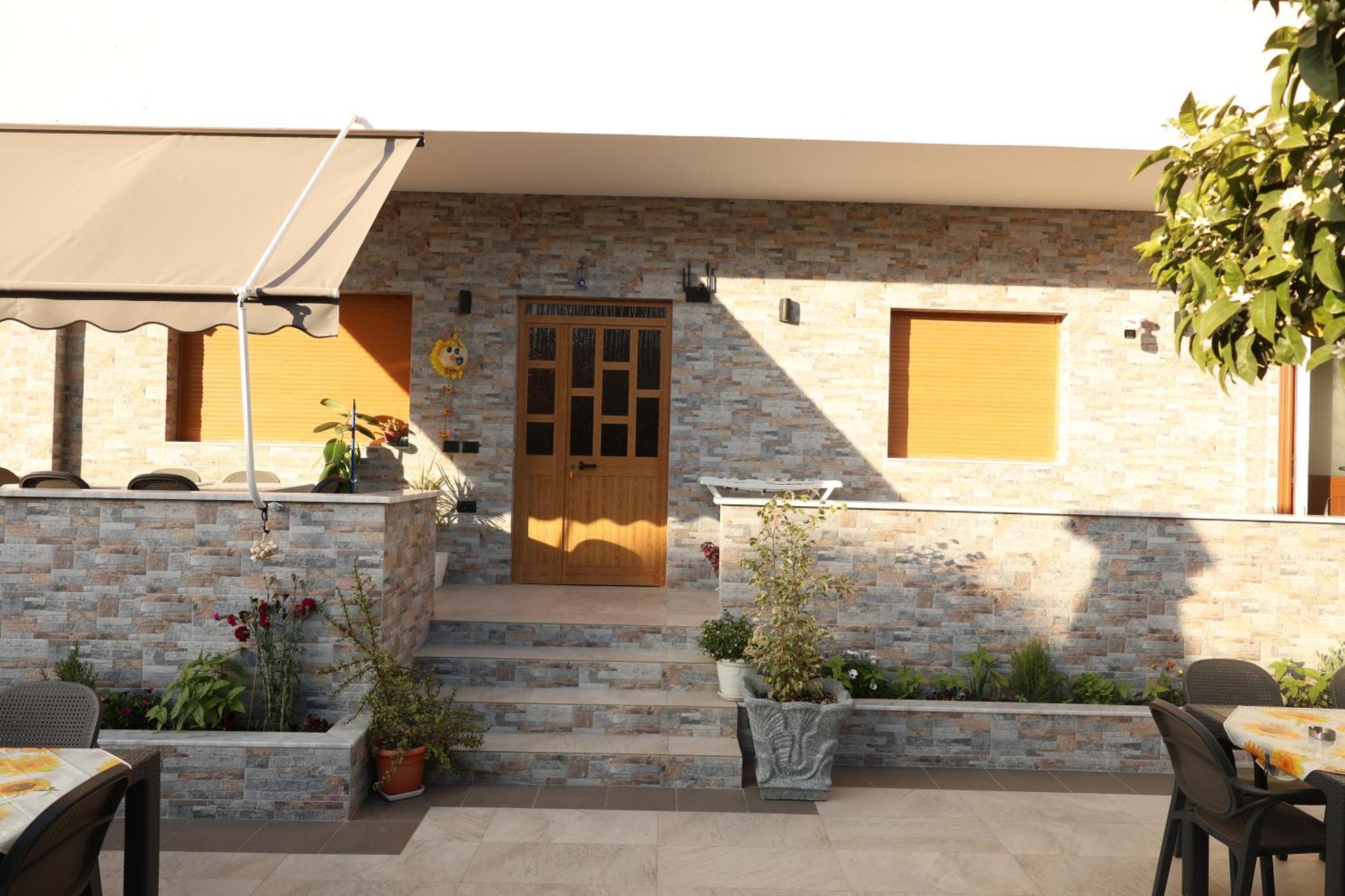 Vila Eljus Durres Bagian luar foto