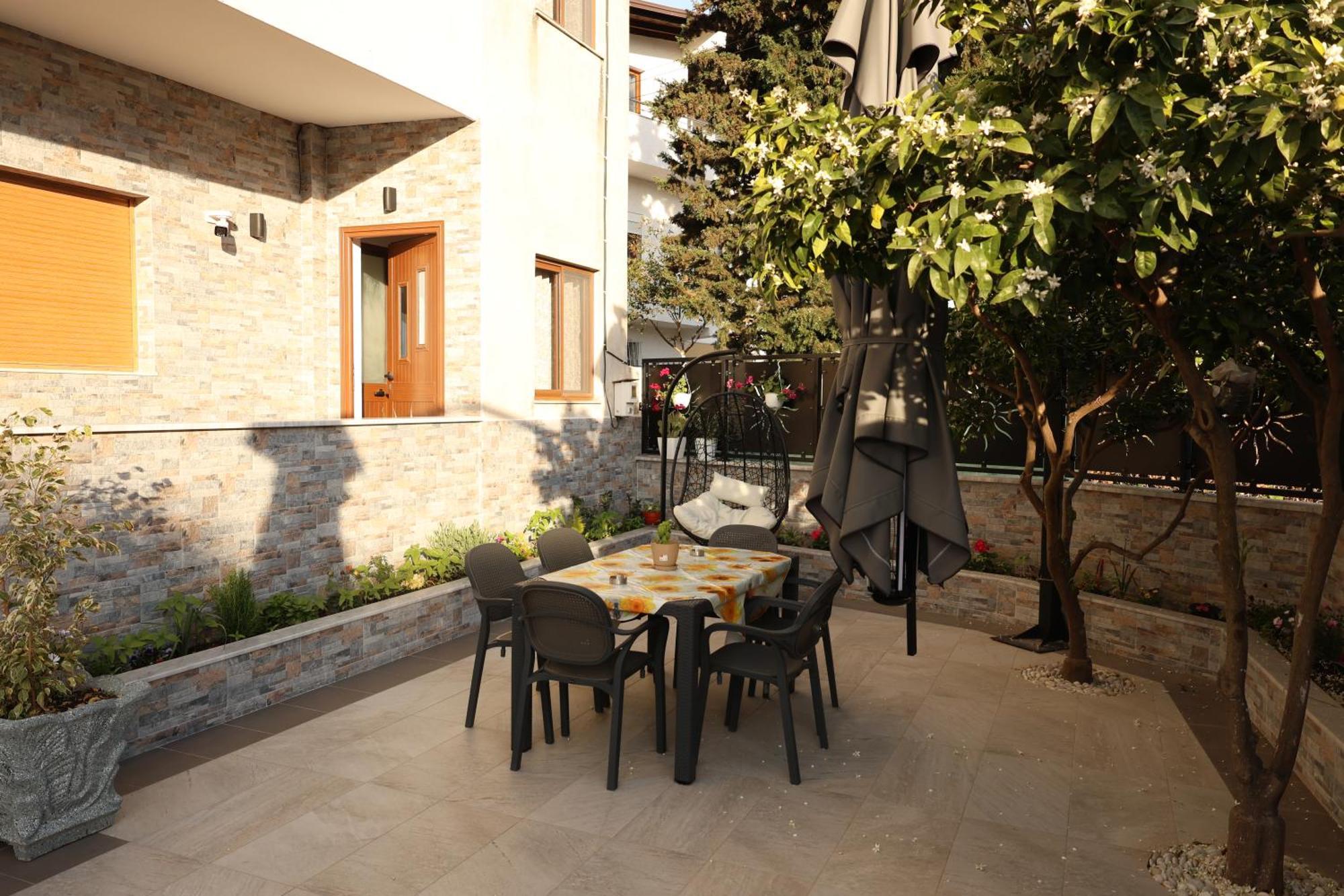 Vila Eljus Durres Bagian luar foto